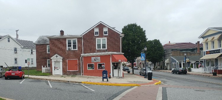 Foley's Pharmacy bldg in 2023 is now E Z Tobacco and Gifts at 300 St. John St, Havre de Grace, MD