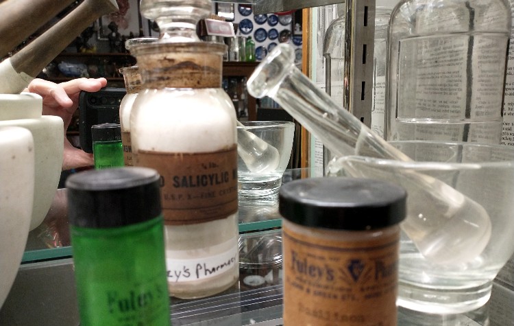Pharmacy/Drug Store collectibles - Foley's Pharmacy, Havre de Grace, MD