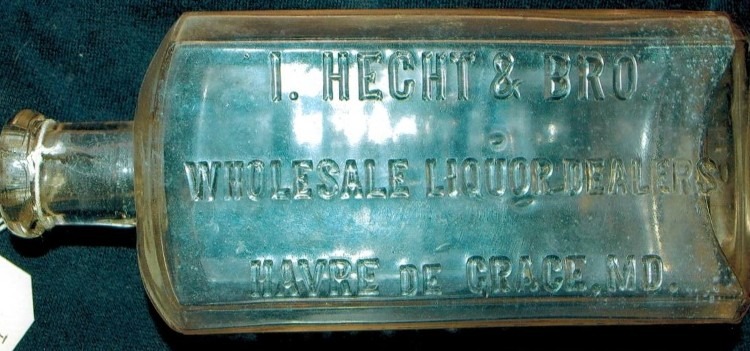 Vintage bottle, I. Hecht & Bro wholesale liquors dealers, Havre de Grace, MD