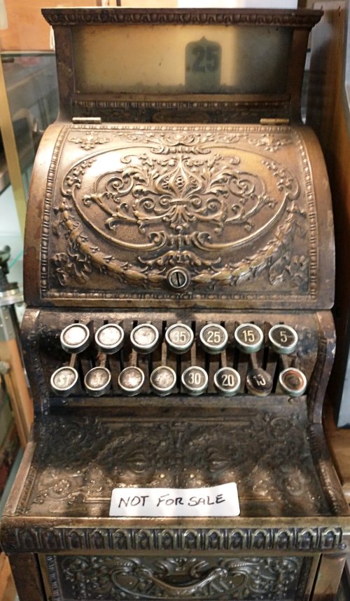 1910 cash register used in the Hatem Store on Franklin and Stokes in Havre de Grace (1918-1960s)