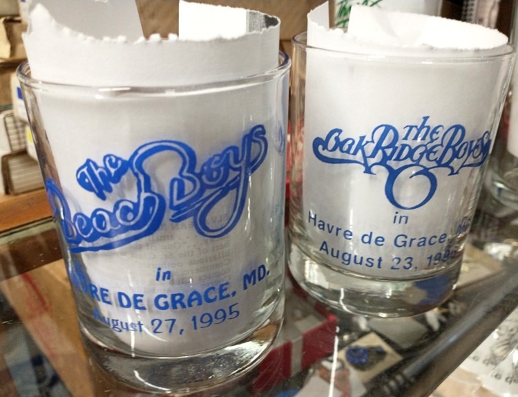 Souvenir glasses featuring the Oak Ridge Boys at the 1995 and 1996 HdG Seafood Festival