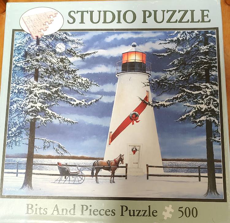 A beautiful Studio Puzzle, 500 piece, of the Havre de Grace Lighthouse,