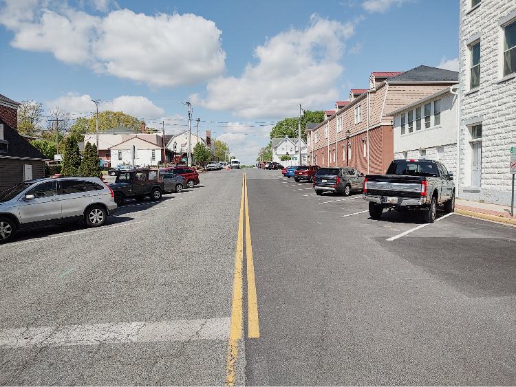 Pennington Ave looking west - 2023 - utility poles in the median removed